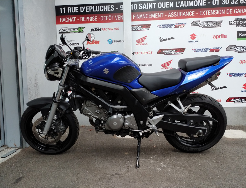 SUZUKI SV 650 A2 (34 CV) OU "FULL")