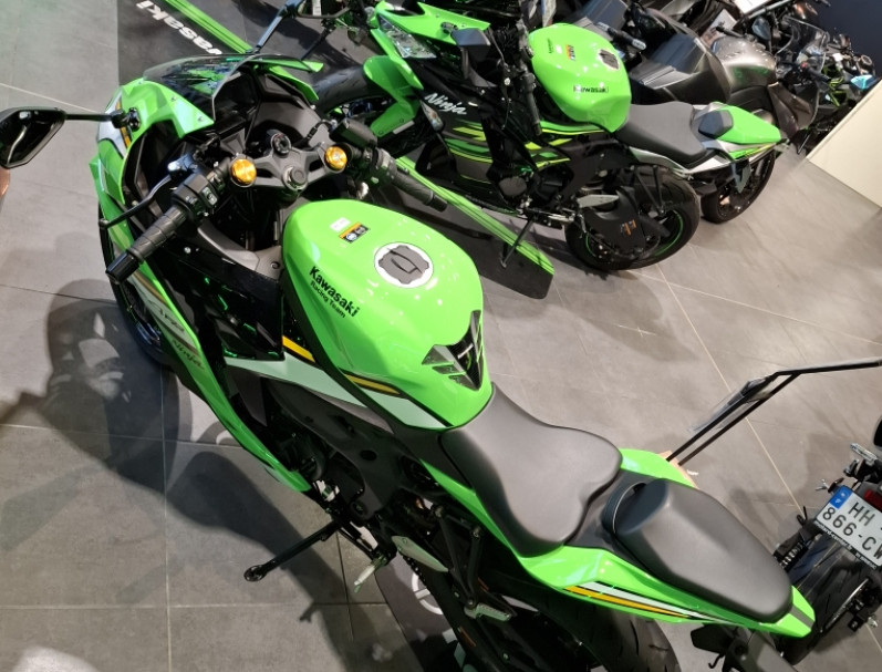 KAWASAKI ZX4RR PACK PERF