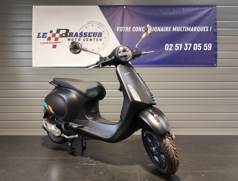 VESPA PRIMAVERA 125 S