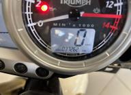 TRIUMPH STREET TRIPLE 675