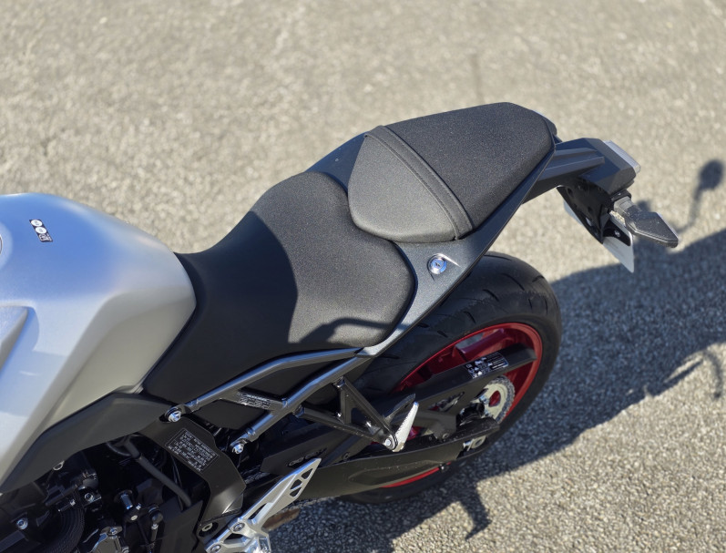 SUZUKI GSX-8S A2