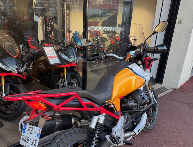 MOTO GUZZI V85 TT 850