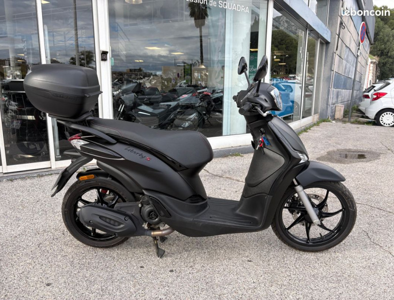 PIAGGIO LIBERTY S 50 Iget 2025 930 KMS COMME NEUF