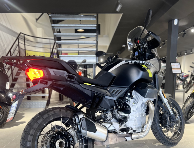 MOTO GUZZI STELVIO