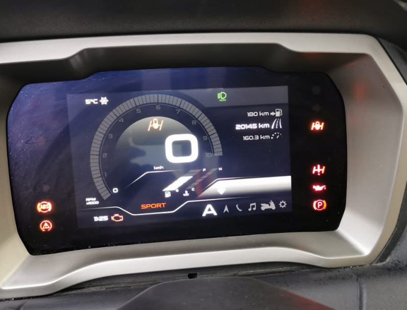 PIAGGIO MP3 530 HPE EXCLUSIVE PARFAIT ETAT - GARANTIE PIAGGIO PRIVILEGE 1 AN