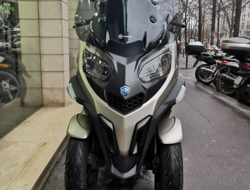 PIAGGIO MP3 530 HPE EXCLUSIVE PARFAIT ETAT - GARANTIE PIAGGIO PRIVILEGE 1 AN