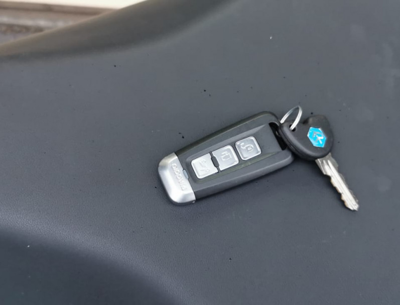 PIAGGIO MP3 530 HPE EXCLUSIVE PARFAIT ETAT - GARANTIE PIAGGIO PRIVILEGE 1 AN