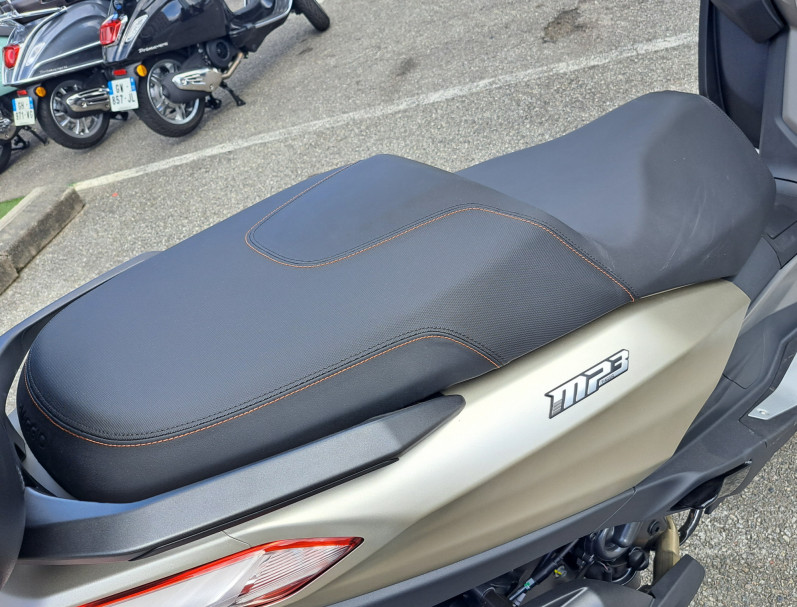 PIAGGIO MP3 530 HPE EXCLUSIVE