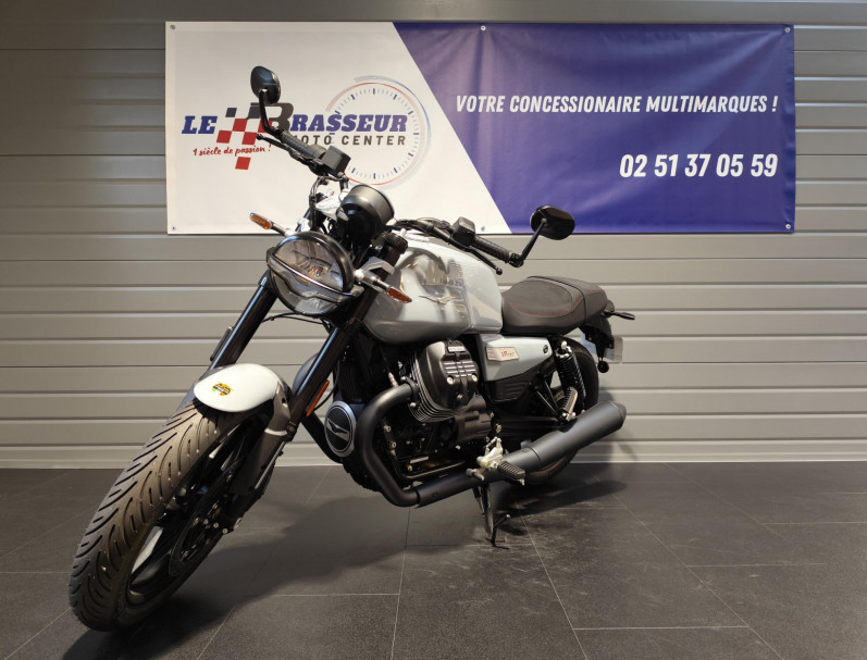 MOTO GUZZI V7 SPORT 2025