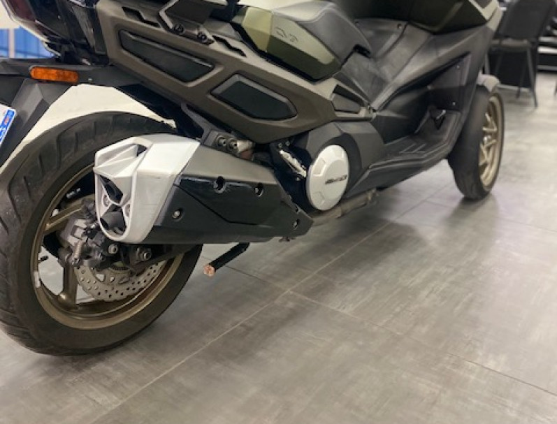 KYMCO CV3 550 2022 VERT MAT 