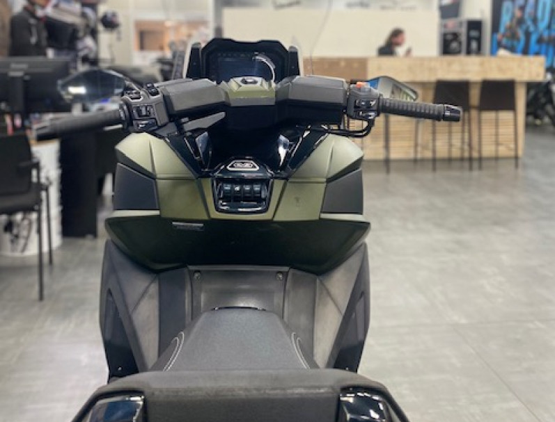 KYMCO CV3 550 2022 VERT MAT 