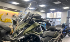 KYMCO CV3 550 2022 VERT MAT 