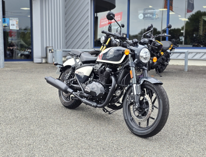 ROYAL ENFIELD SHOTGUN 650