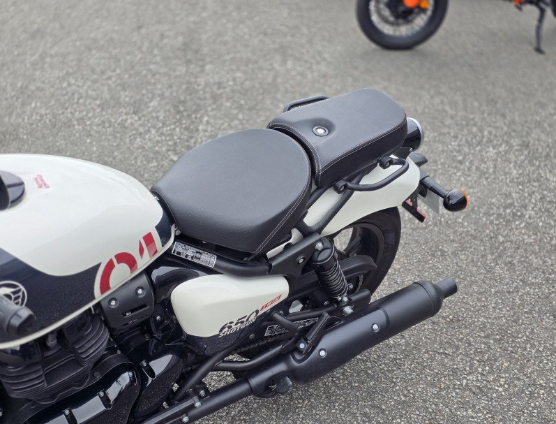 ROYAL ENFIELD SHOTGUN 650
