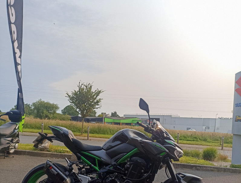 KAWASAKI Z 900