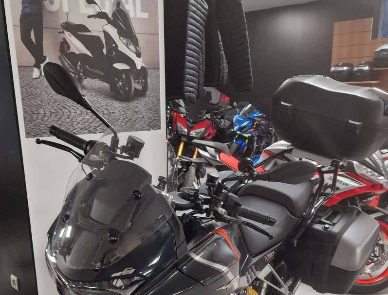 MOTO GUZZI V100 S  MANDELLO