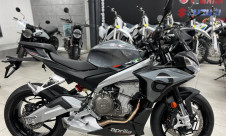APRILIA TUONO 660