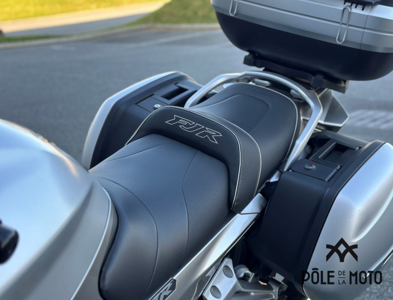 YAMAHA FJR 1300 AE