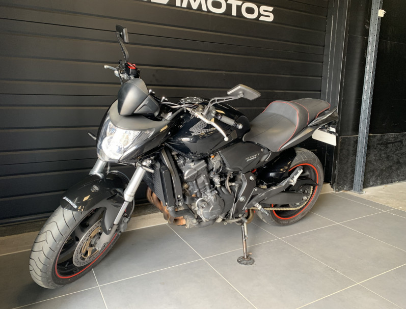 HONDA CB 600 F HORNET
