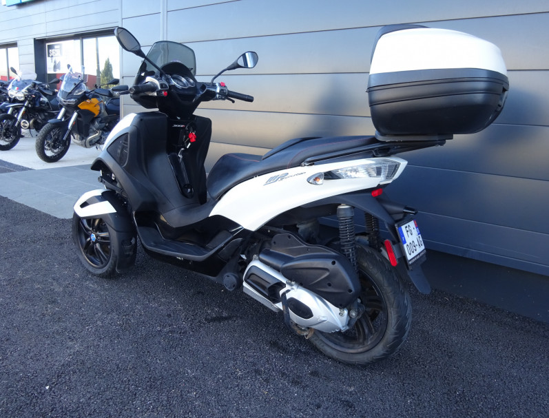 PIAGGIO MP3 300LT YOURBAN
