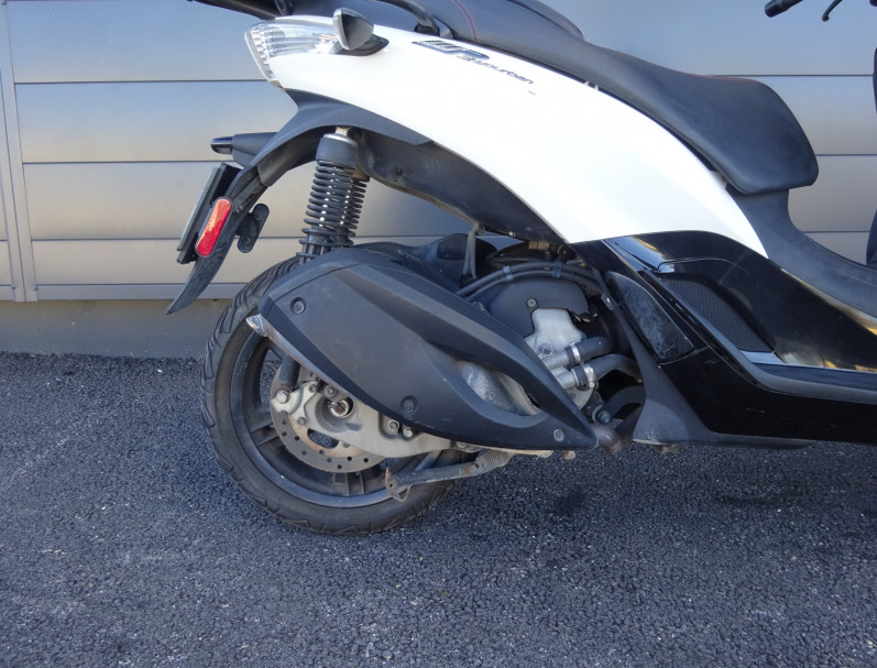 PIAGGIO MP3 300LT YOURBAN