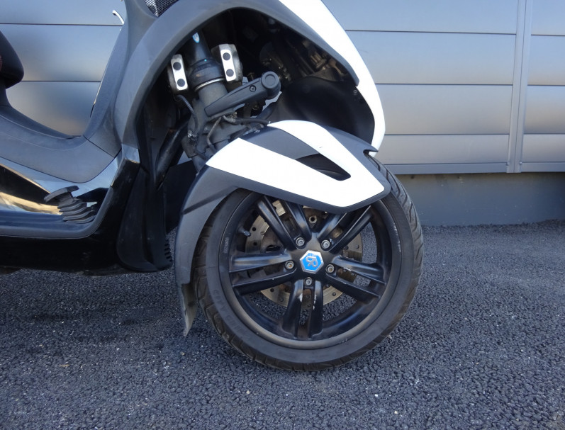 PIAGGIO MP3 300LT YOURBAN