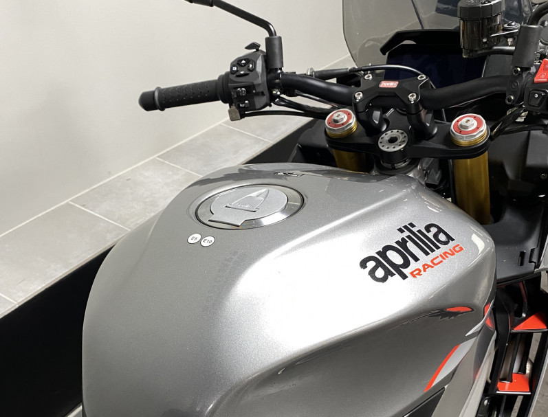 APRILIA TUONO 1100 V4
