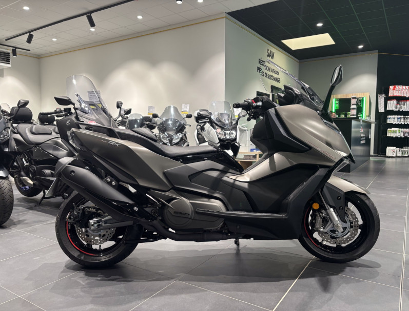 KYMCO AK 550 PREMIUM / Garantie 