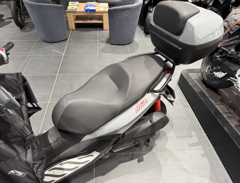 PIAGGIO MP3 300 HPE ABS ASR / Garantie 