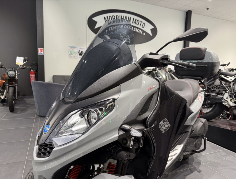 PIAGGIO MP3 300 HPE ABS ASR / Garantie 