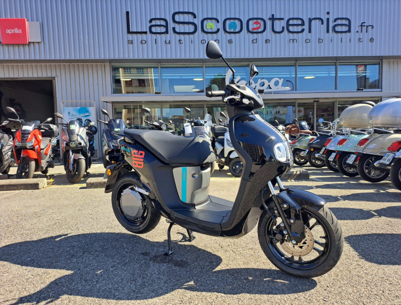 YAMAHA NEO