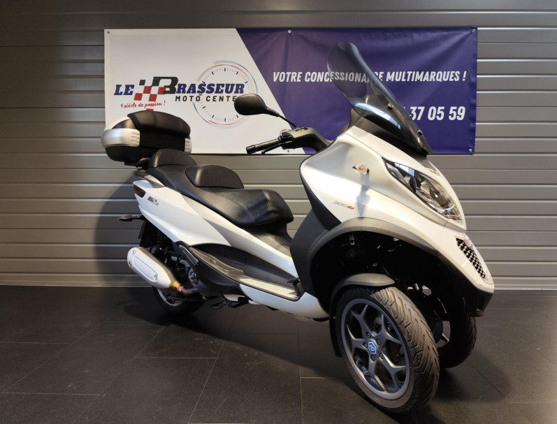 PIAGGIO MP3 300 LT