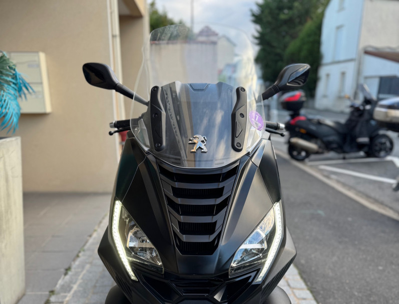 PEUGEOT METROPOLIS 400