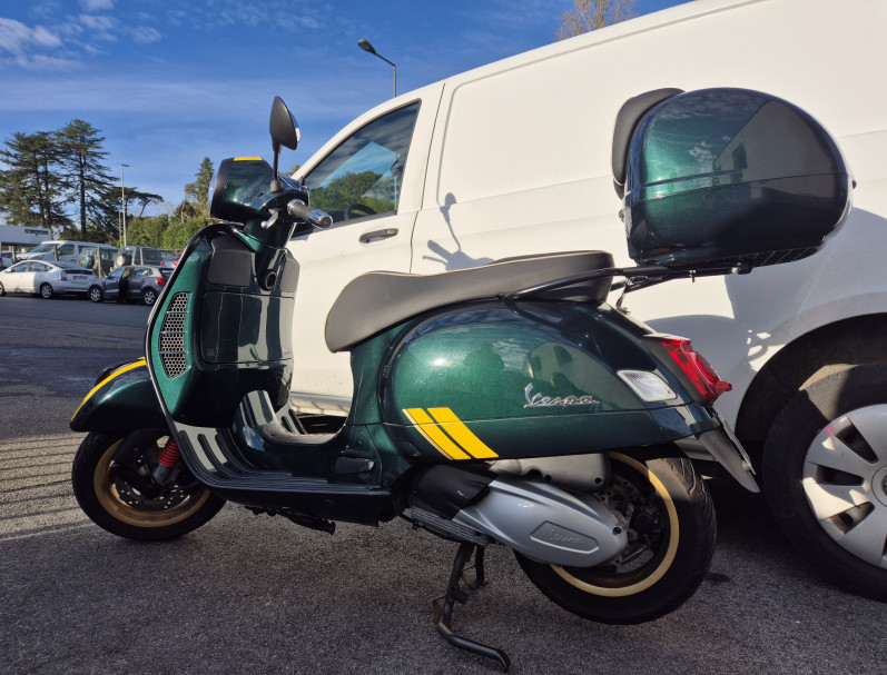 VESPA GTS 300 HPE E4 SIXTIES VERT