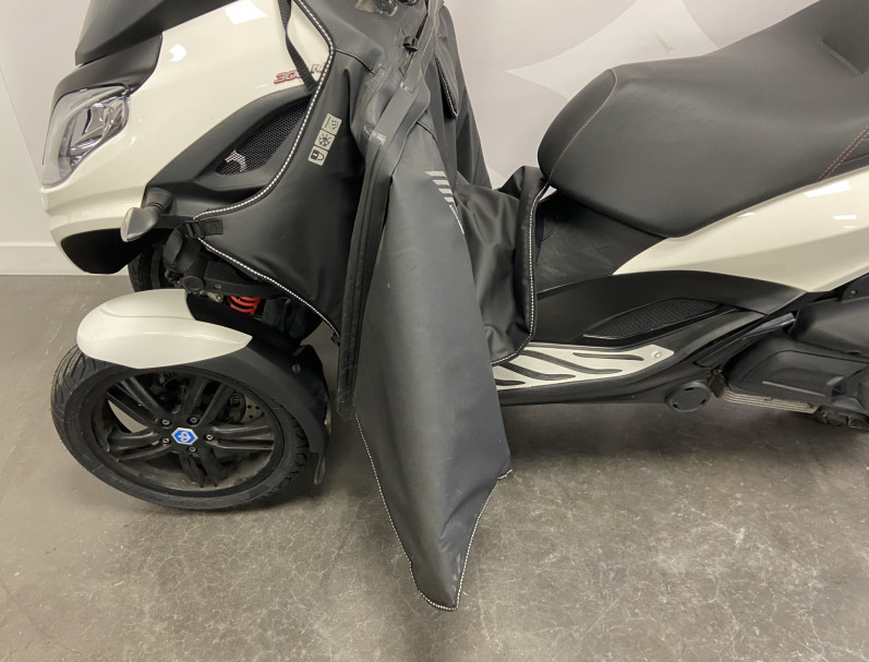PIAGGIO MP3 300 HPE ABS ASR 2019