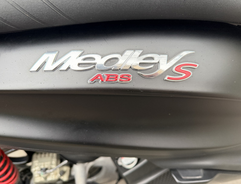 PIAGGIO Medley S 125 IGET ABS E5 NOIR MAT - 1ER MAIN 