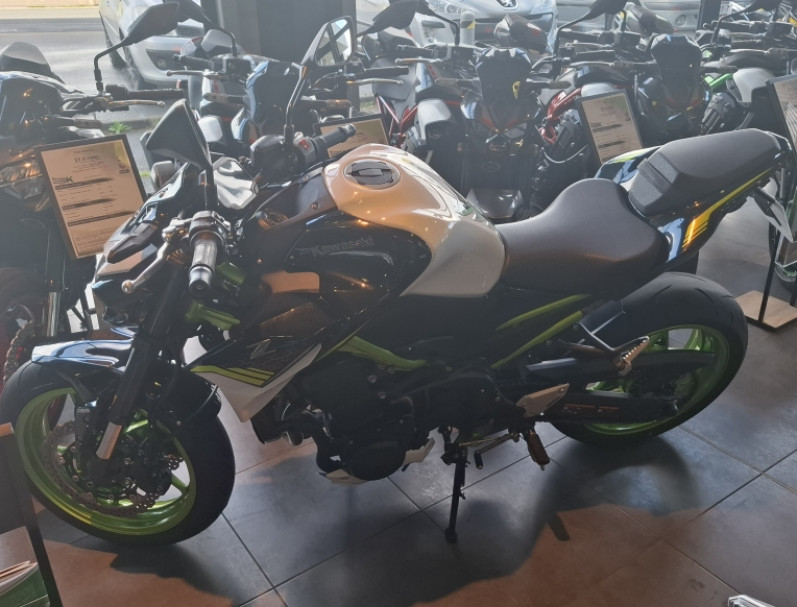 KAWASAKI Z 900 FULL 125CH