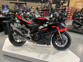 APRILIA RSV4 1100 FACTORY