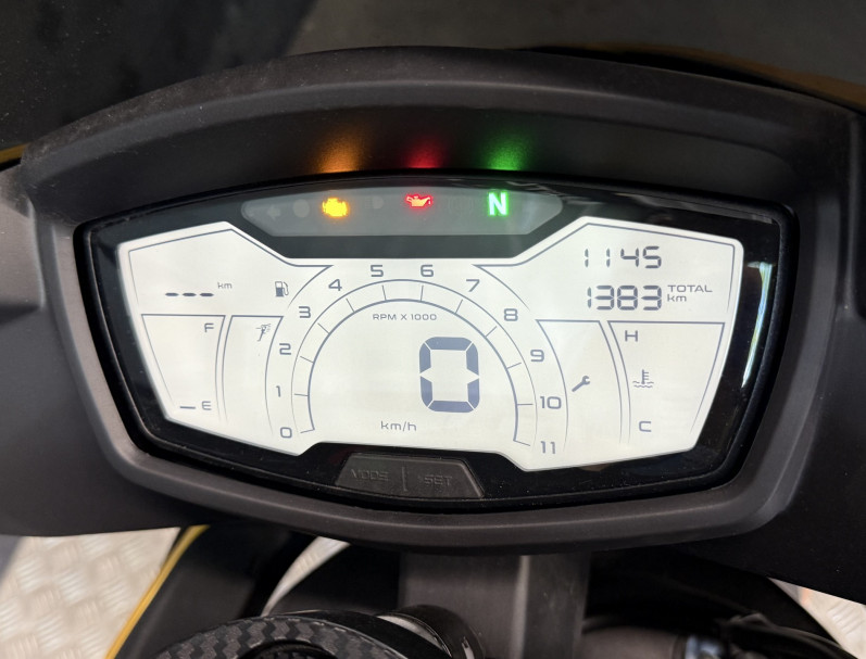 APRILIA TUONO 125 ABS E5+ 1300kms