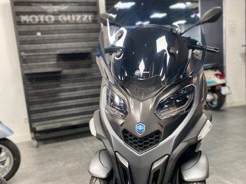 PIAGGIO MP3 530 HPE EXCLUSIVE