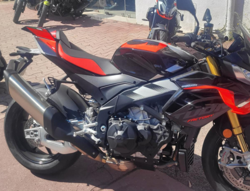 APRILIA TUONO 1100 V4 FACTORY