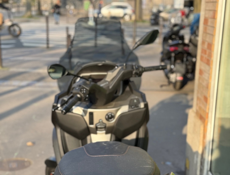 VENTE FLASH - PIAGGIO MP3 530 DEMO HPE EXCLUSIVE GARANTIE 5 ANS LIVRAISON POSSIBLE