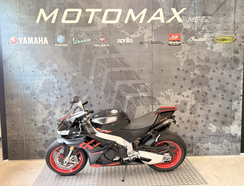 APRILIA RSV4 1100 RR AKRAPOVIC 5000kms