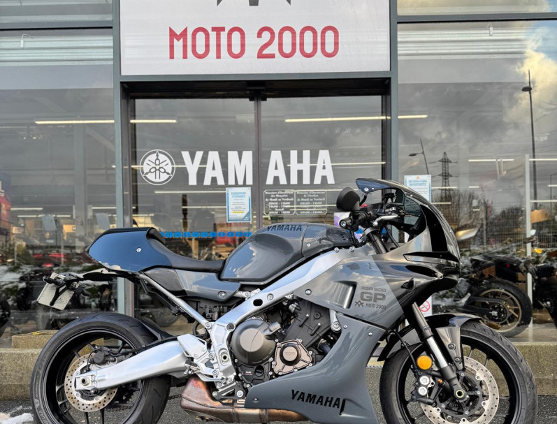YAMAHA XSR 900 GP