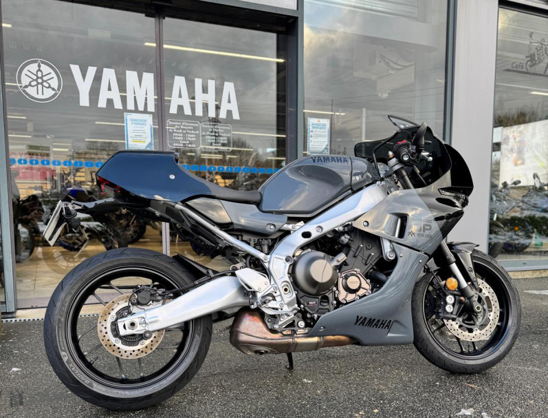 YAMAHA XSR 900 GP