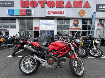 DUCATI 1100 EVO MONSTER