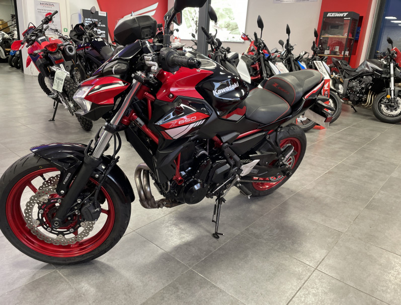 KAWASAKI Z 650 (47.5CV) PERMIS A2