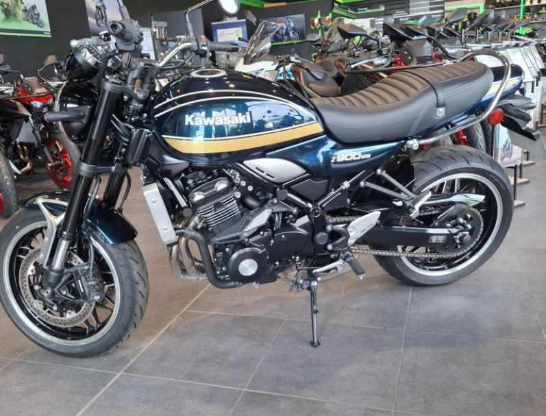 KAWASAKI Z 900 RS