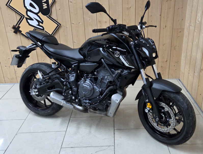 YAMAHA MT 07 (47.5CV) 2024