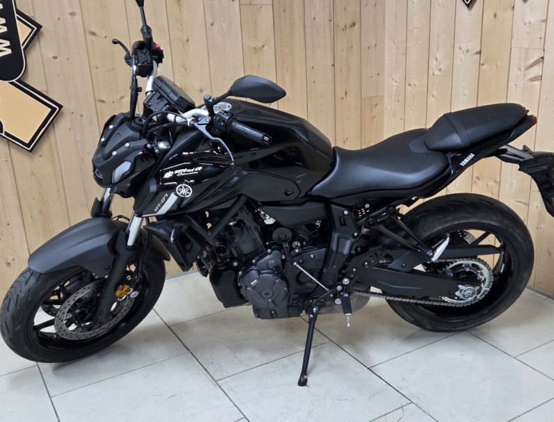 YAMAHA MT 07 (47.5CV) 2024